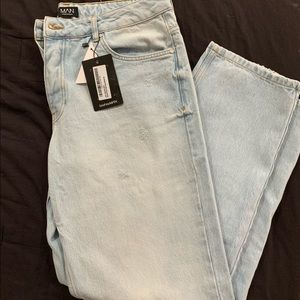 Relaxed Fit Jeans